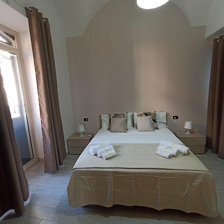 Vittorio Emanuele House Apartment Catania Exterior photo